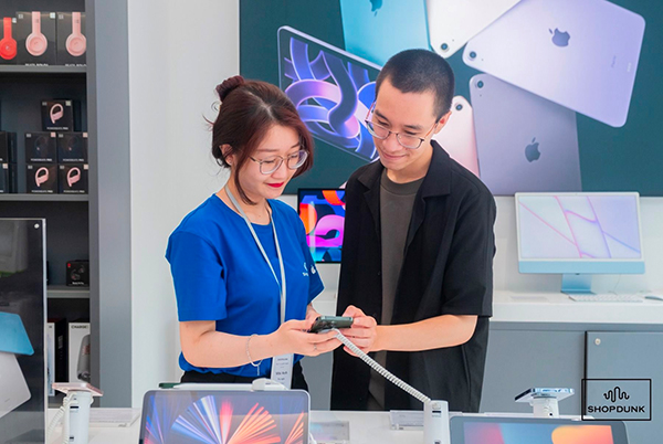 Giá iPhone 15 đập hộp tại Việt Nam